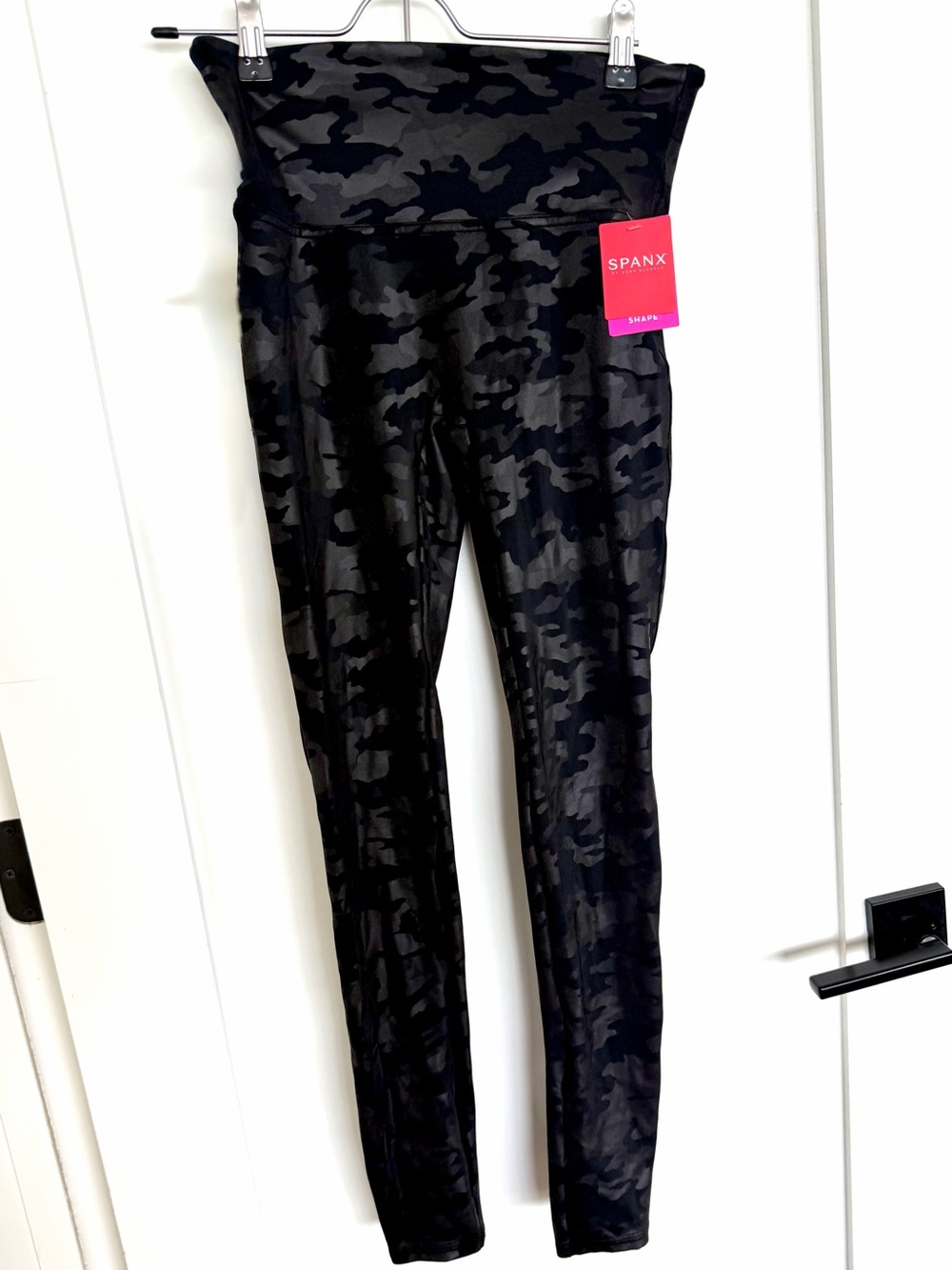 SPANX Faux Leather Camo Leggings NWT High Waist Shaping Sz M
